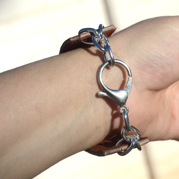 Brown Real Leather Quartz Crystal Cuff Bracelet - Picture 5 of 5